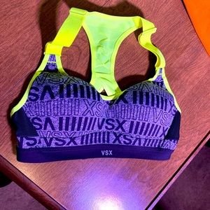 VSX SPORT bra sz 32A
